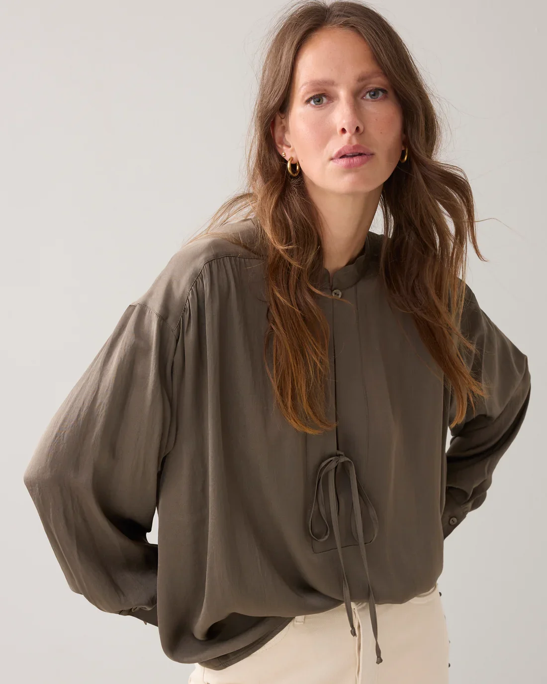Bluse Shiny Med Sljfelukning 