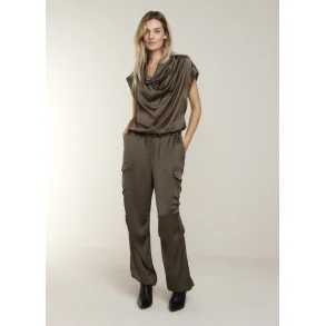 Bluse med vandfalds effekt