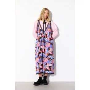 Kjole Ellen Multiverse Art Print