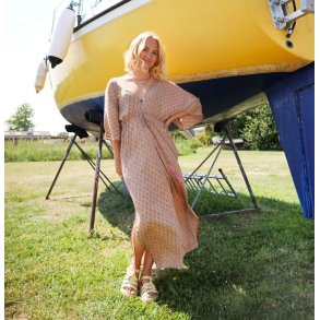 Kjole Luna Double V-neck Savannah Latte