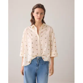 Skjorte med broderi og trekvart rme